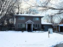 153 ELLIOTT STREET  Brampton, ON L6Y 1W7