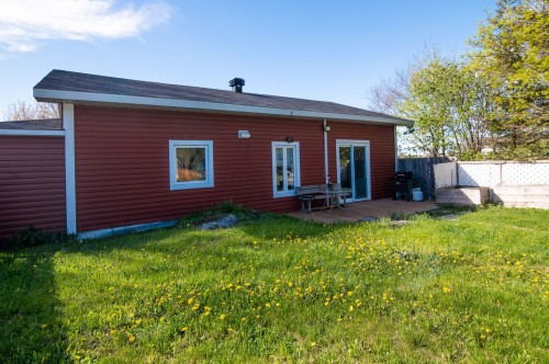 Face arrière - 60 Route 132 O., Sainte-Anne-De-La-Pocatière, QC - Outdoor With Exterior