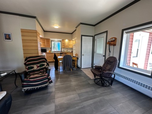 Living Room - 60 Route 132 O., Sainte-Anne-De-La-Pocatière, QC - Indoor