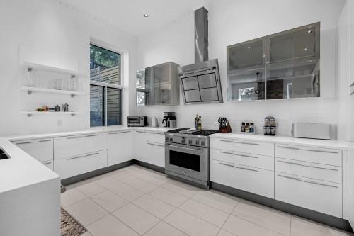 Cuisine - 1565  - 1569 Av. Du Docteur-Penfield, Montréal (Ville-Marie), QC - Indoor Photo Showing Kitchen