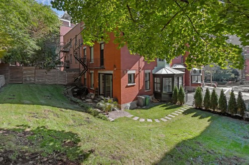 Façade - 1565  - 1569 Av. Du Docteur-Penfield, Montréal (Ville-Marie), QC - Outdoor