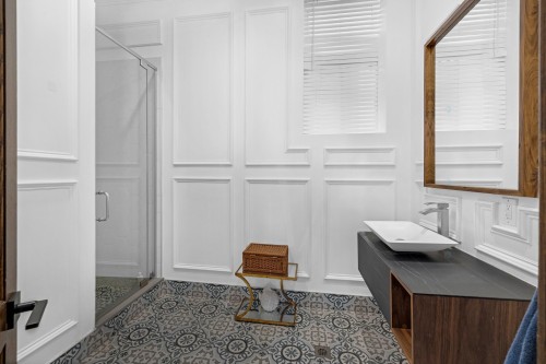 Cuisine - 1565  - 1569 Av. Du Docteur-Penfield, Montréal (Ville-Marie), QC - Indoor Photo Showing Kitchen With Double Sink