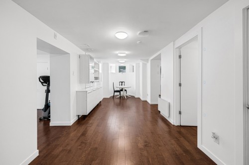 Entrée extérieure - 1565  - 1569 Av. Du Docteur-Penfield, Montréal (Ville-Marie), QC - Indoor Photo Showing Other Room