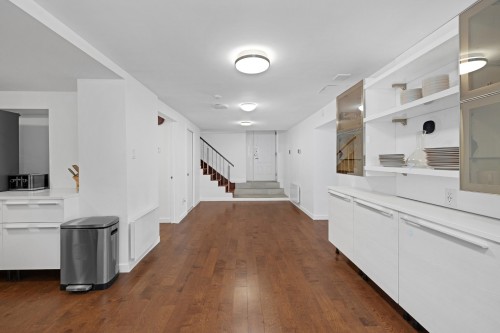 Salon - 1565  - 1569 Av. Du Docteur-Penfield, Montréal (Ville-Marie), QC - Indoor Photo Showing Living Room