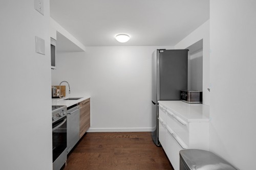 Coin-repas - 1565  - 1569 Av. Du Docteur-Penfield, Montréal (Ville-Marie), QC - Indoor Photo Showing Other Room