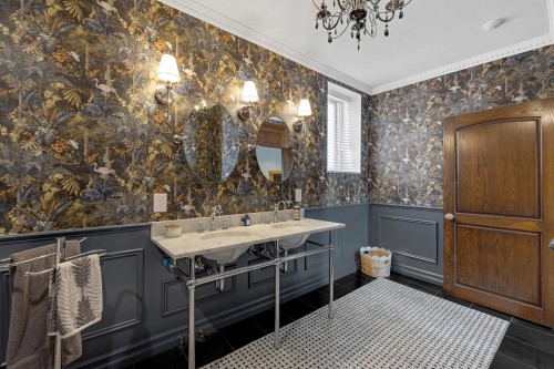 Salle de bains - 1565  - 1569 Av. Du Docteur-Penfield, Montréal (Ville-Marie), QC - Indoor Photo Showing Other Room