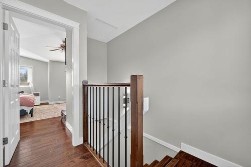 420 Hardie Road, Kelowna, BC - Indoor Photo Showing Other Room