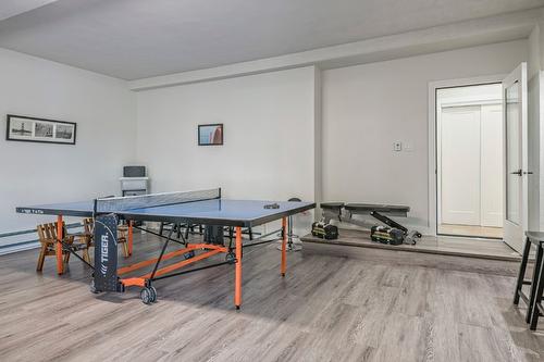 13980 Ponderosa Way, Coldstream, BC - Indoor