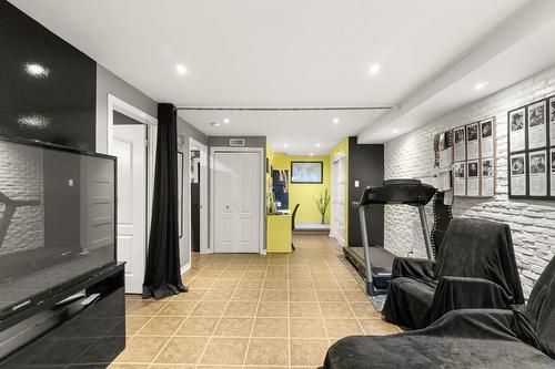 Basement - 7125 Rue Marie-Boucher, Trois-Rivières, QC - Indoor Photo Showing Other Room