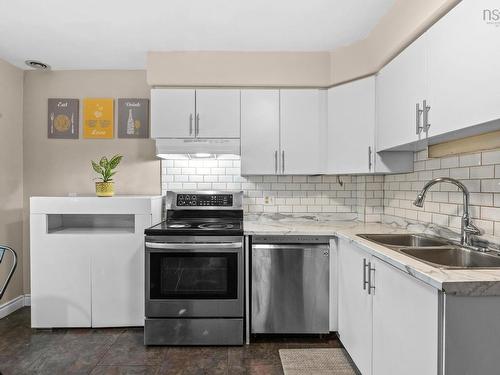 8 Remington Court, Clayton Park, NS 