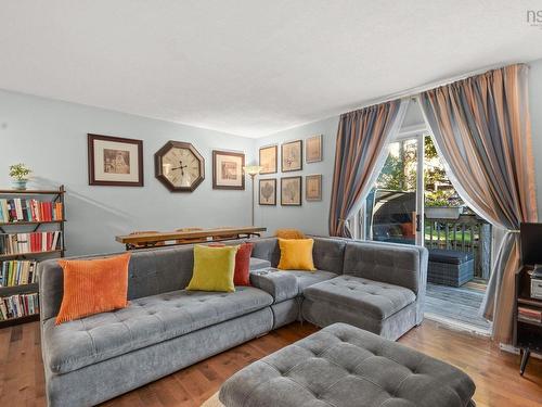 8 Remington Court, Clayton Park, NS 