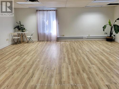 12 Wallace Street, Brockton, ON 