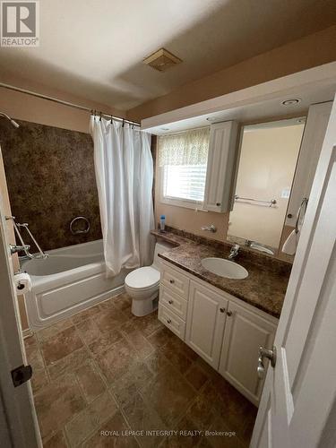 469 Guy Street, Ottawa, ON - Indoor Photo Showing Bathroom