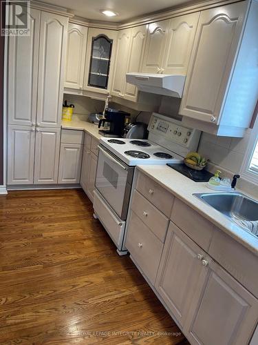 469 Guy Street, Ottawa, ON - Indoor Photo Showing Kitchen