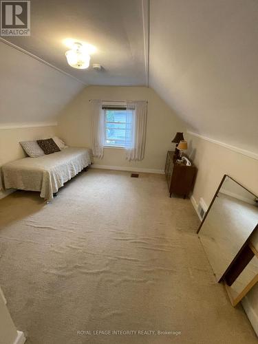 465 Guy Street, Ottawa, ON - Indoor Photo Showing Bedroom