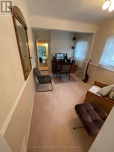 465 Guy Street, Ottawa, ON - Indoor Photo Showing Other Room