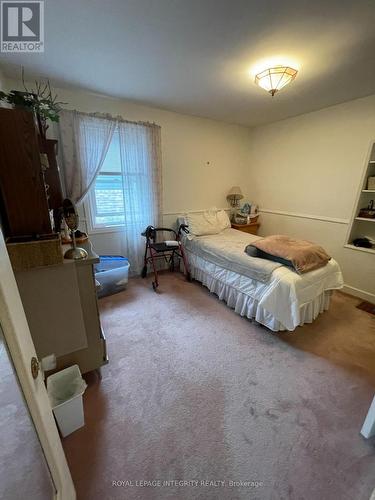 465 Guy Street, Ottawa, ON - Indoor Photo Showing Bedroom