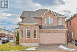 48 CHEETAH CRESCENT  Toronto, ON M1B 6J7