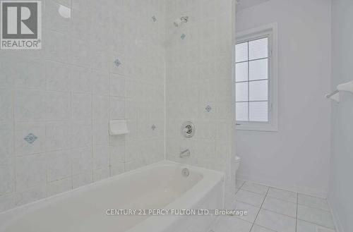 48 Cheetah Crescent, Toronto, ON - Indoor Photo Showing Bathroom