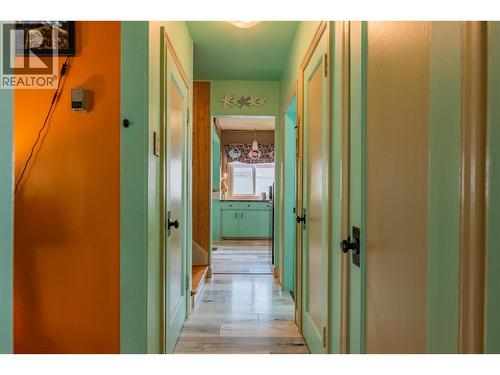 936 Thackeray Street, Warfield, BC - Indoor Photo Showing Other Room