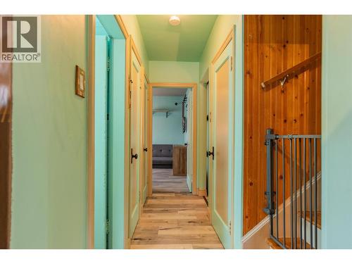 936 Thackeray Street, Warfield, BC - Indoor Photo Showing Other Room