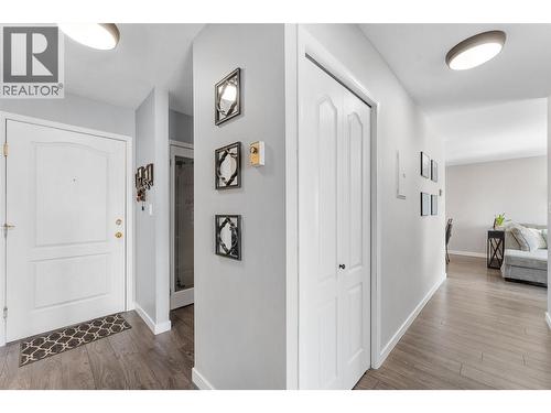 3163 Richter Street Unit# 413, Kelowna, BC - Indoor Photo Showing Other Room