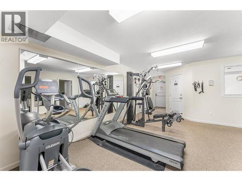 3163 Richter Street Unit# 413, Kelowna, BC - Indoor Photo Showing Gym Room