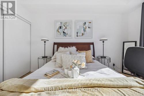 413 - 4200 Bathurst Street, Toronto, ON - Indoor Photo Showing Bedroom