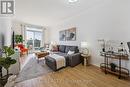 413 - 4200 Bathurst Street, Toronto, ON  - Indoor Photo Showing Living Room 