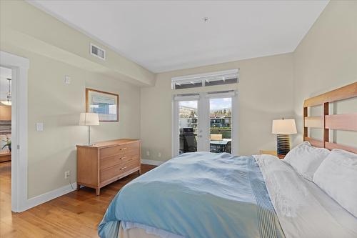 301-4205 Gellatly Road, West Kelowna, BC - Indoor Photo Showing Bedroom