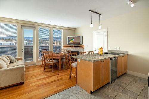 301-4205 Gellatly Road, West Kelowna, BC - Indoor