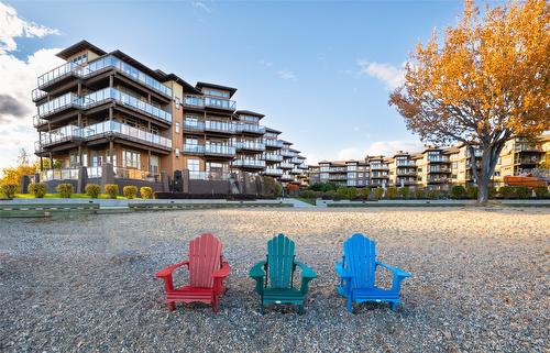 301-4205 Gellatly Road, West Kelowna, BC - Outdoor With Facade