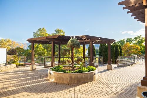 301-4205 Gellatly Road, West Kelowna, BC - Outdoor With Deck Patio Veranda
