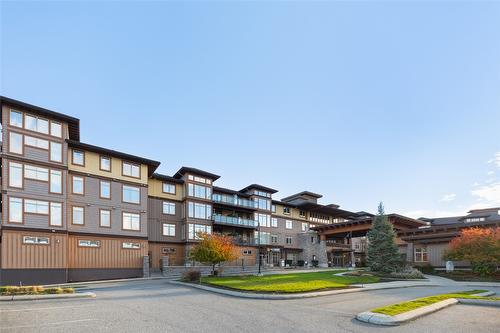 301-4205 Gellatly Road, West Kelowna, BC - Outdoor With Facade