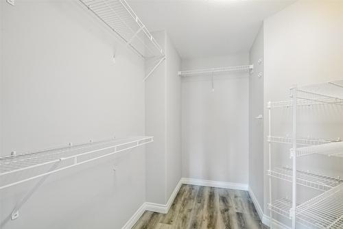 1180 Ray Road, Kelowna, BC - Indoor With Storage