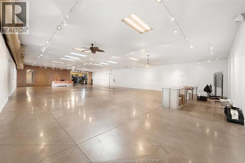 585 Seacliff Drive, Kingsville, ON 