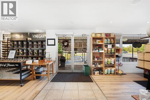 585 Seacliff Drive, Kingsville, ON 