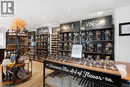 585 Seacliff Drive, Kingsville, ON 