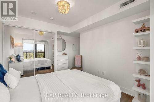 2235 - 5 Mabelle Avenue, Toronto, ON - Indoor Photo Showing Bedroom