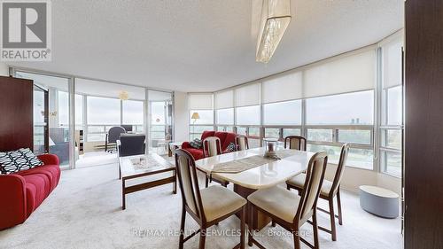 909 - 330 Mill Street S, Brampton, ON - Indoor Photo Showing Dining Room