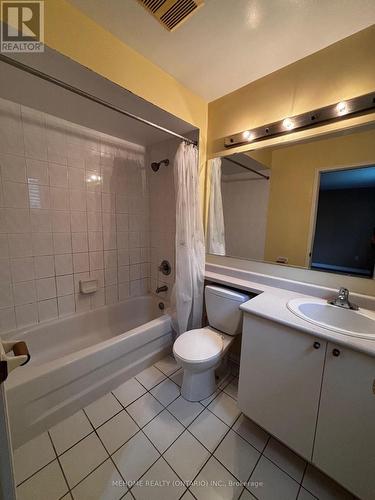 5289 Bushelgrove Circle, Mississauga, ON - Indoor Photo Showing Bathroom