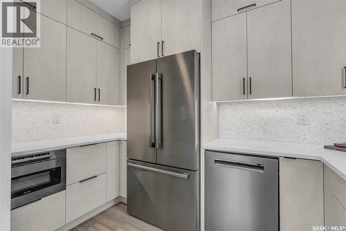 428 Woolf Bend, Saskatoon, SK - Indoor Photo Showing Kitchen