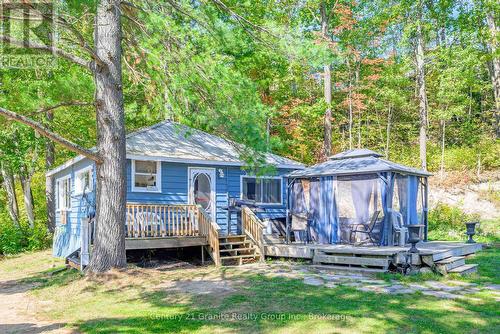 1230 Forsters Road, Minden Hills (Lutterworth), ON - Outdoor With Deck Patio Veranda