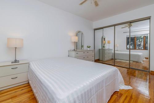 Primary bedroom - 53 Rue Chartres, Dollard-Des-Ormeaux, QC - Indoor Photo Showing Bedroom