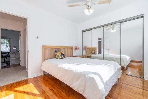 Bedroom - 53 Rue Chartres, Dollard-Des-Ormeaux, QC - Indoor Photo Showing Bedroom