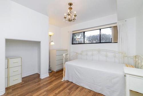 Bedroom - 53 Rue Chartres, Dollard-Des-Ormeaux, QC - Indoor Photo Showing Bedroom