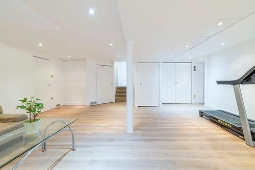 Family room - 53 Rue Chartres, Dollard-Des-Ormeaux, QC - Indoor