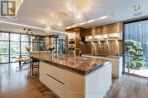 123 Kenollie Avenue, Mississauga, ON - Indoor Photo Showing Kitchen