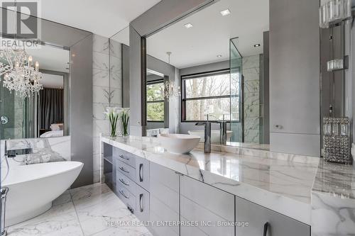 123 Kenollie Avenue, Mississauga, ON - Indoor Photo Showing Bathroom