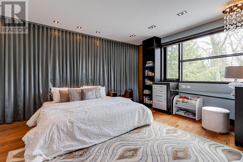 123 Kenollie Avenue, Mississauga, ON - Indoor Photo Showing Bedroom
